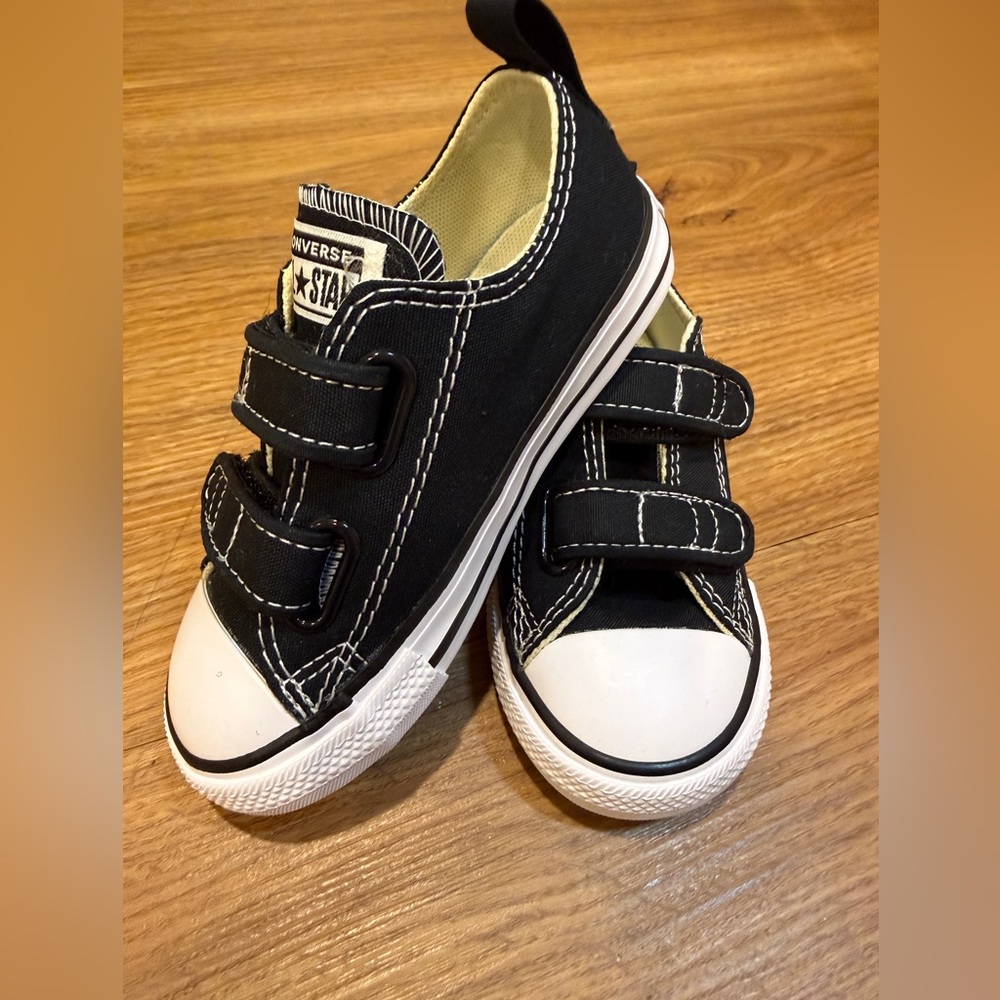 Converse Kids Black Sneakers NEW